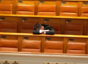 viceprimarul_de_barlad_in_parlament www.radiocatch22.com